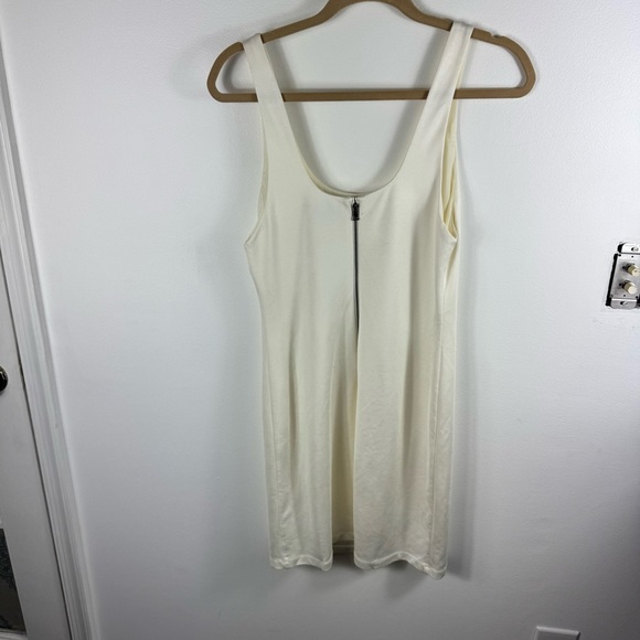 Alice + Olivia James Scoop Neck Body-Con Tank Dress Size 8 Off White NEW - Picture 12 of 12